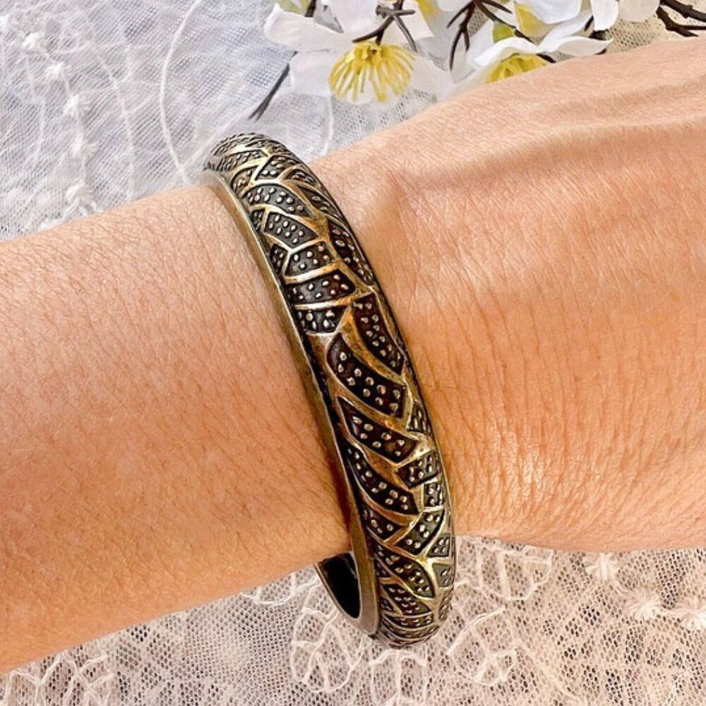 Premier Designs “Hamilton” Ethnic Brass Bangle